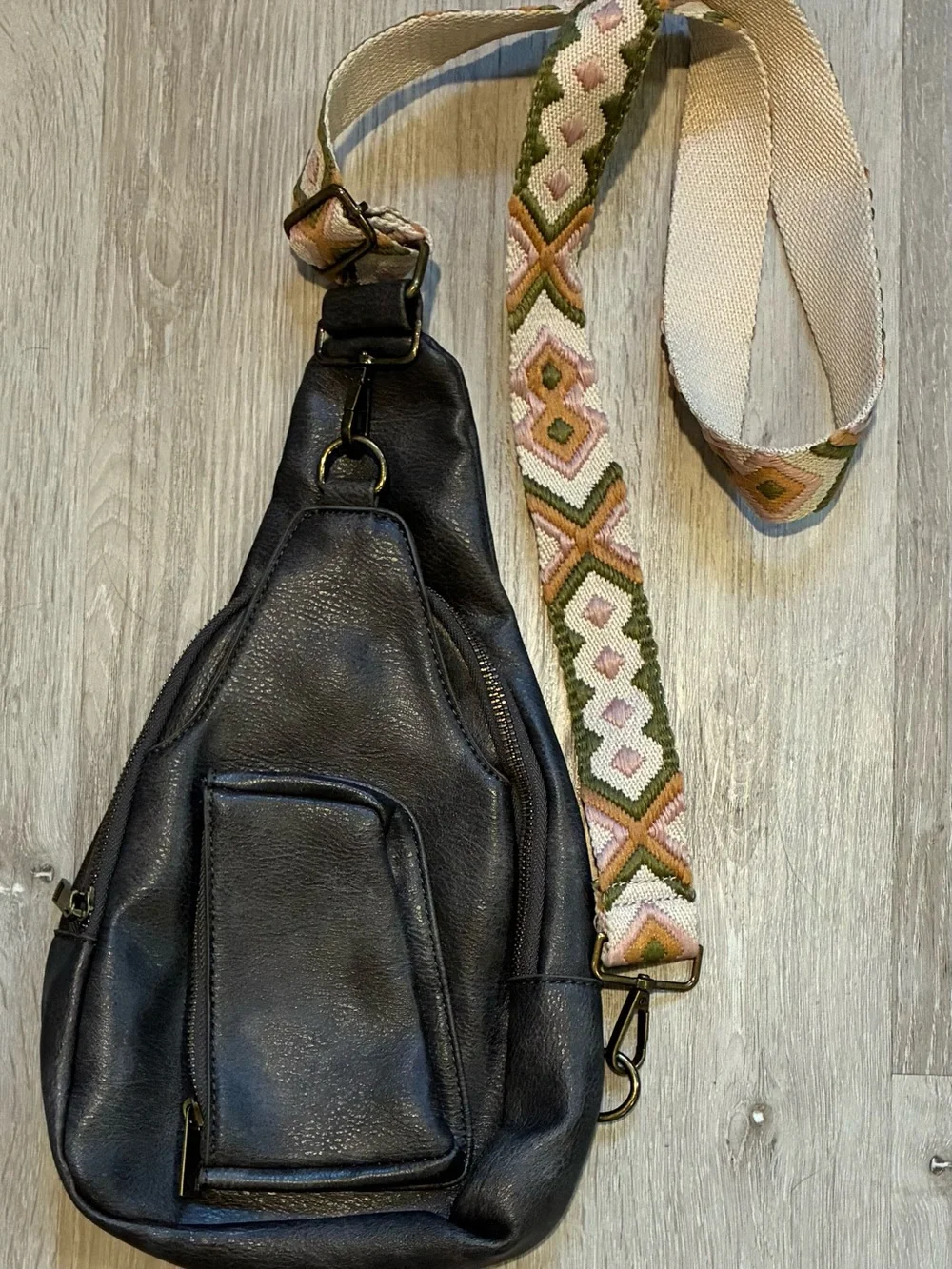 Green Vegan Leather Crossbody Sling Bag with Patterned Strap